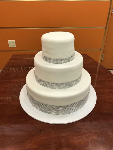 Wedding Cakes - World of Chantilly
