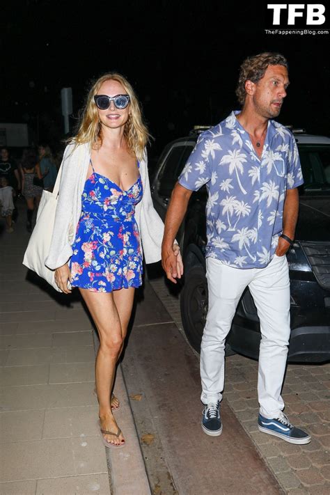 Heather Graham Sexy (43 Photos) - Sexy e-Girls🔞