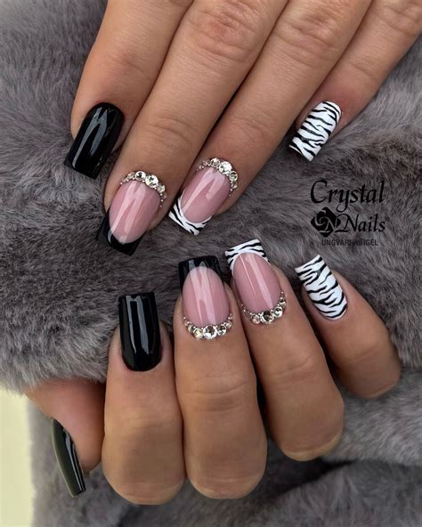 Live on the Wild Side: 40+ Pretty Zebra Print Nails - Nail Designs Daily