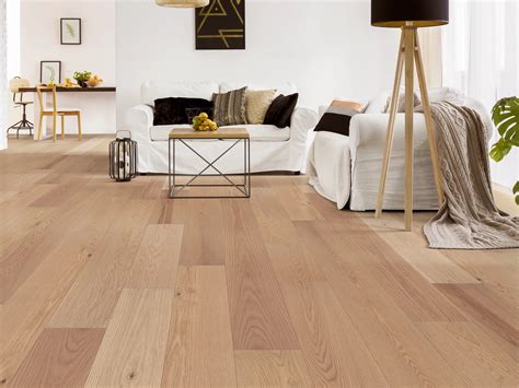 USA Hardwood Flooring Investment | Shaw Builder Flooring