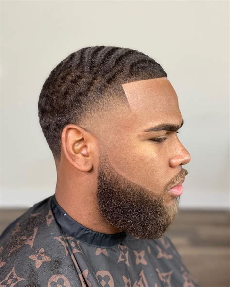 Taper Fade With Waves