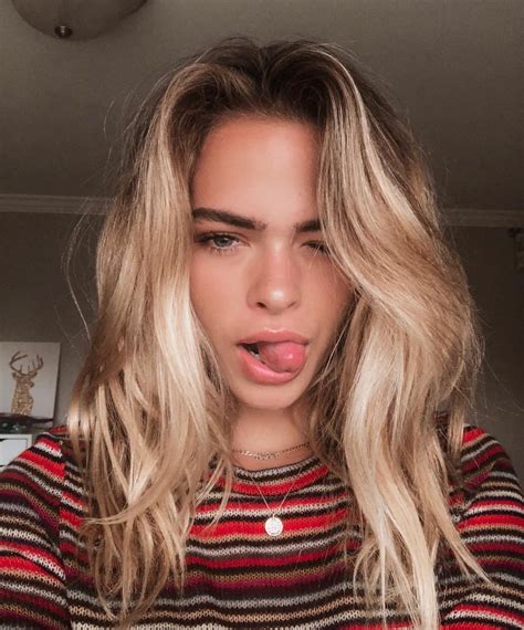 tumblr girls, ig models and pretty - image #6961882 on Favim.com