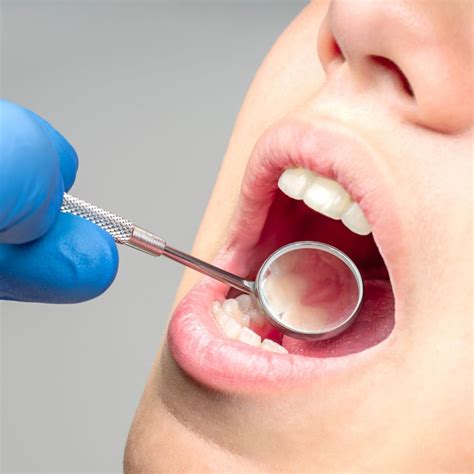 What Is A Periodontist