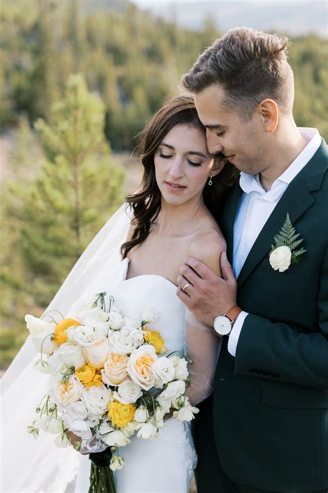 Ashley & Nicholas | Hunter Green and Mustard Mountain Wedding