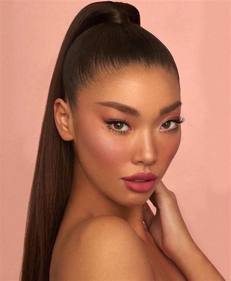 10 Slicked Back Hairstyles As The Epitome Of Confidence And Sophistication