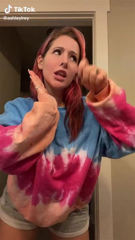 Thick White Girl Tiktok Dance | ashleylrey - One News Page VIDEO