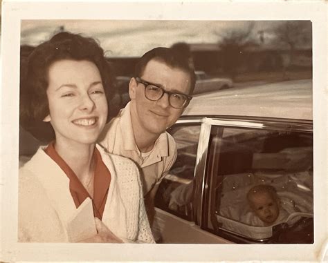 My mom, dad and me. Christmas 1965 : r/OldSchoolCool