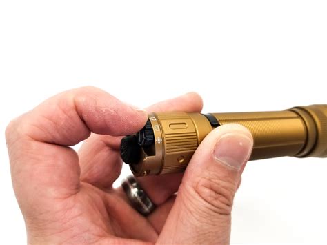 Fenix TK20R UE review | Tactical light with 2,800 lumens | 1Lumen.com