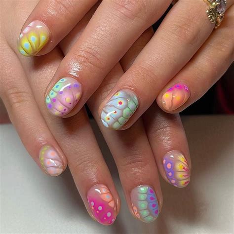 23+ Stunning Blooming Gel Nail Ideas For 2025 - DrExplains