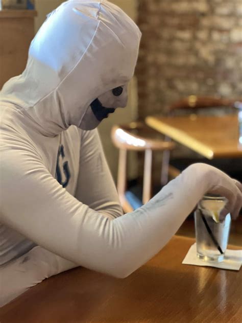 I dressed up as the Greendale Human Being for Halloween : r/community