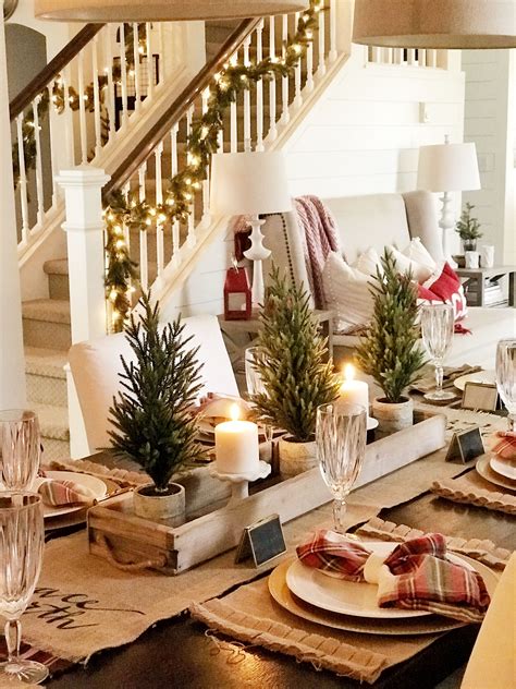 Farmhouse Christmas Decorating Ideas Pinterest at Piper Armit blog