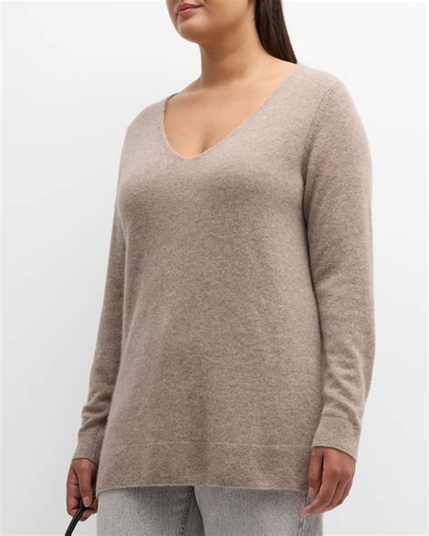 Neiman Marcus Cashmere Collection Plus Size Cashmere V-Neck Sweater ...