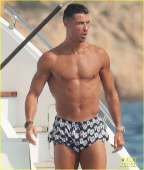 Cristiano Ronaldo Shows Off Ripped Physique While Going Shirtless on ...