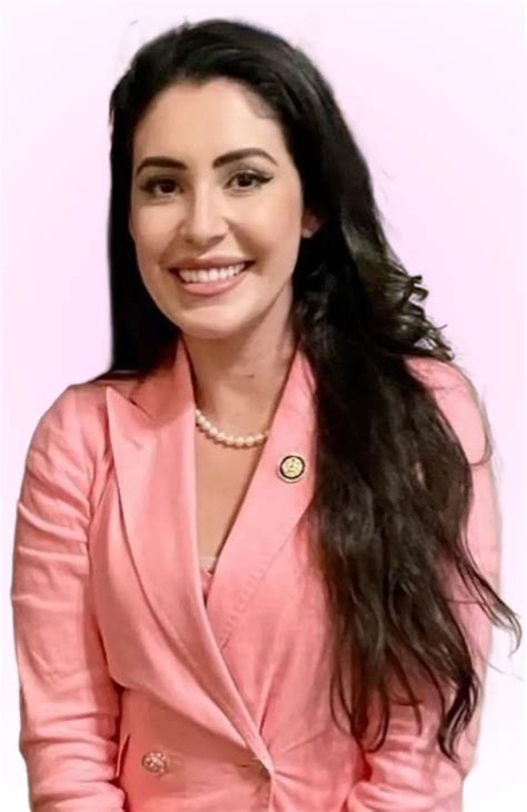 Anna Paulina Luna Height, Age, Husband, Family, Ethnicity, Net Worth, Biography » The ...