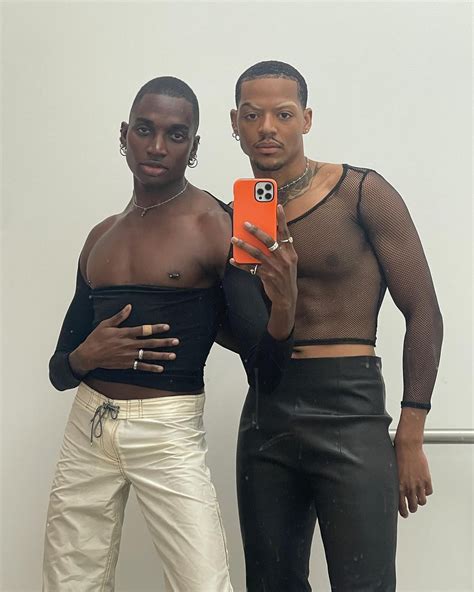 Hot Black Guys, Fine Black Men, Queer Fashion Guys, Man Fashion, Saly ...