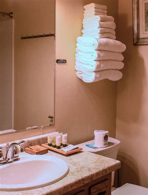 Guest Rooms - Door County | Waterbury Inn Condominium Resort