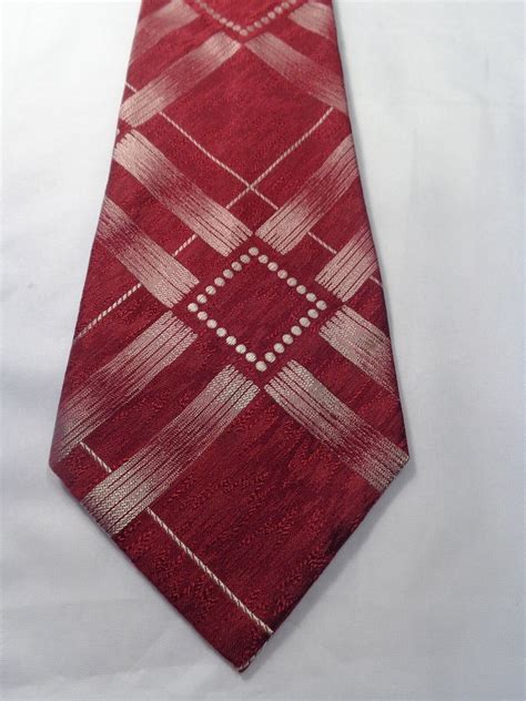 NACOLA MENS TIE REDS WITH PATTERN 57 X 4 - Gem