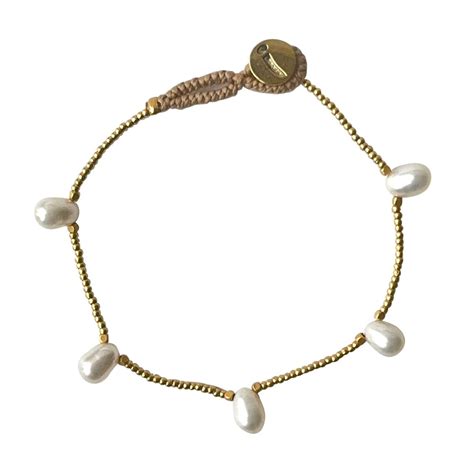Handmade Peggy Pearl Flower Bracelet - Gold & Pearls – IBU Jewels