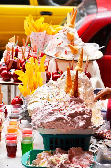 Espumillas, Latin America's Famous Meringue Dessert