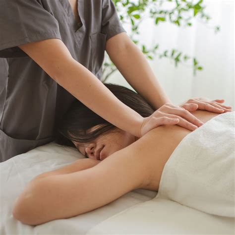 Massage Therapists | New Life Massage | Sherman Oaks, CA