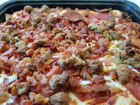 Motor City Pizza Deep Dish Review at Matilda Howard blog