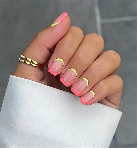 50 Gorgeous Neon Nails Designed to Impress and Inspire - Hairstylery