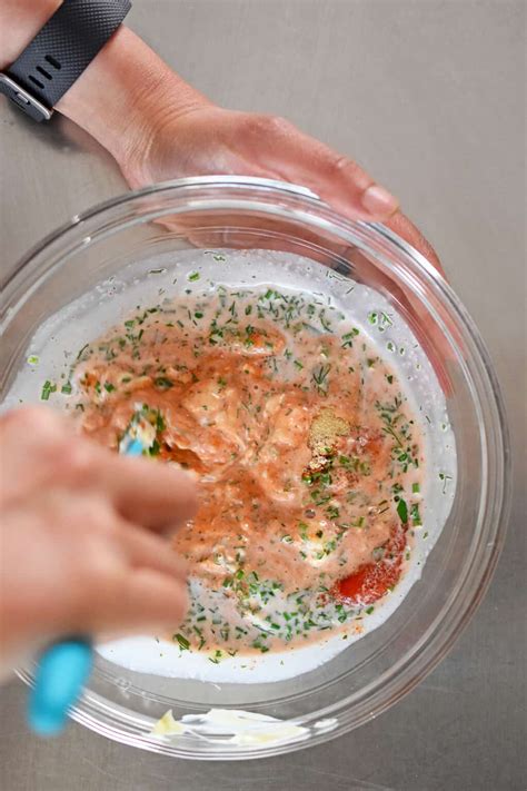 Sriracha Ranch Dressing (Whole30, Keto) - Nom Nom Paleo®