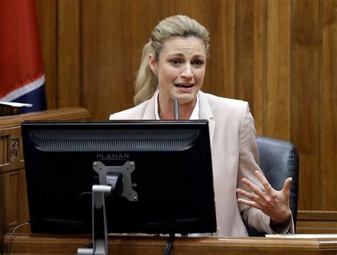 Erin Andrews nude video lawsuit: Jury begins deliberations - CBS News