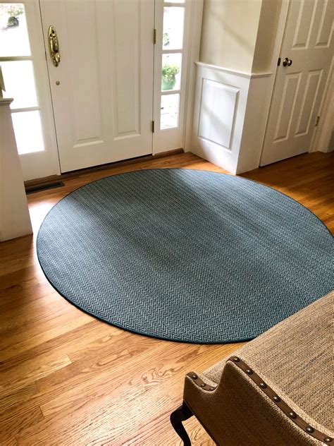 Stylish Entryway Circle Area Rug