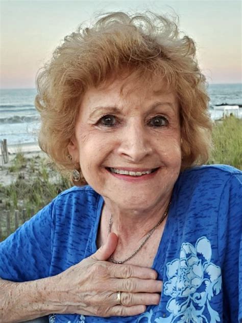 EVELYN RUTH DONNACHIE - Obituary - The Sentinel Of Gloucester County