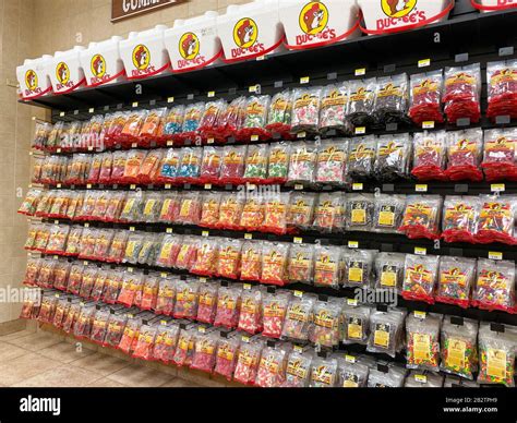 Convenience Store Candy High Resolution Stock Photography and Images ...