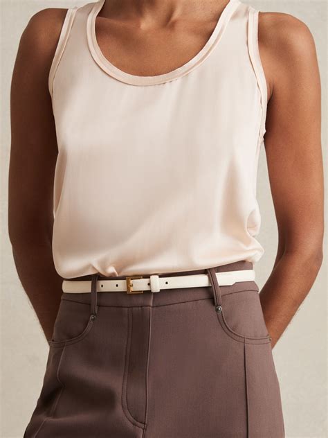 Reiss Thin Leather Belt in Off White - REISS