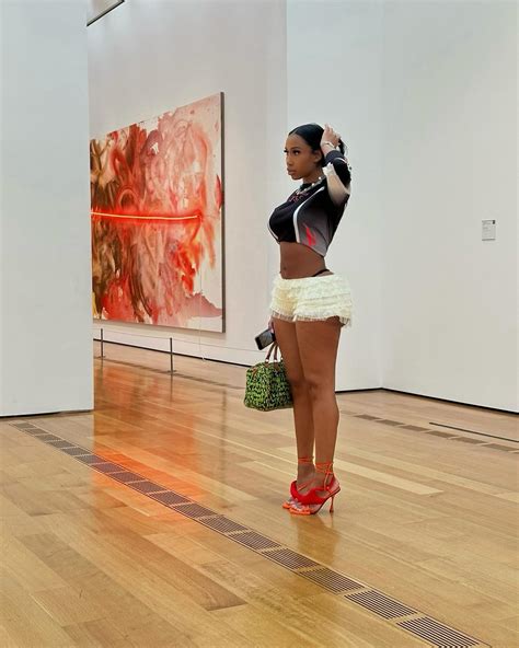 Kris Summers | Think bout me and u | Instagram