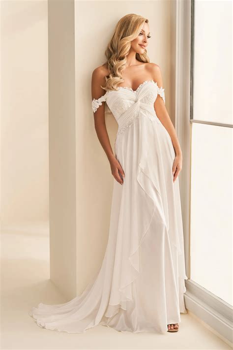 Enchanting by Mon Cheri Bridal Dresses | Prevue Formal And Bridal