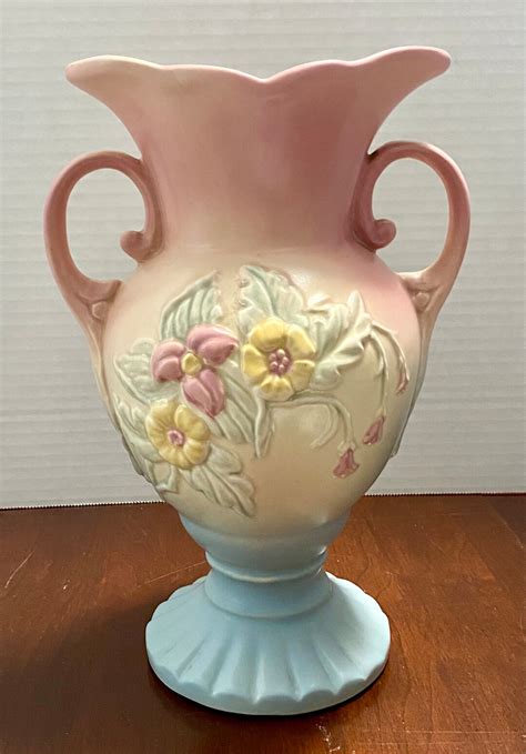 Vintage Hull Art Pottery Vase With 2 Handles - Etsy