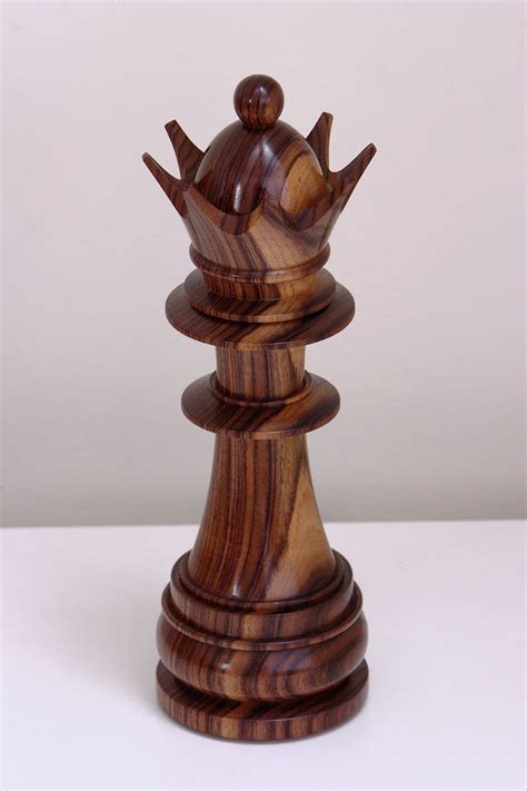Queen chess piece, Chess queen, Wooden chess pieces