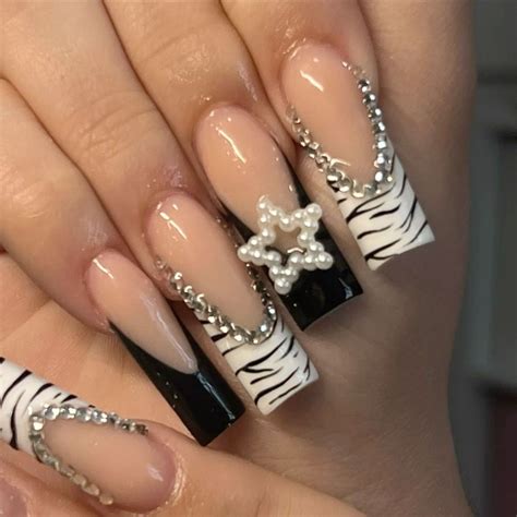 Pin by Olivia Moore on Nail Designs | Zebra nails, Nail designs ...