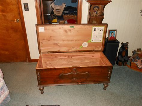 Value Of Antique Lane Cedar Chest at Jesse Gisborne blog