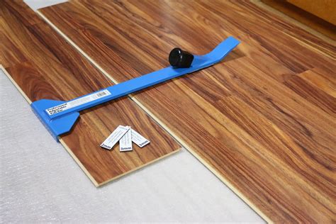 Laminate Flooring Tools Pull Bar – Flooring Tips