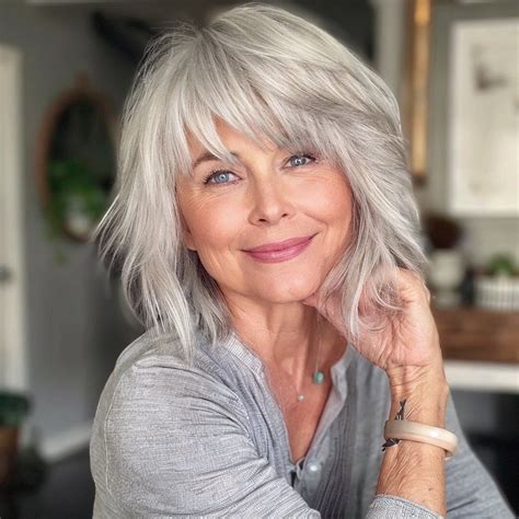 These 31 Gorgeous Long Hairstyles For Women Over 40 Are Trending This ...