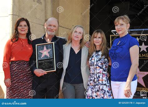 Ed Harris U. Marcia Gay Harden U. Amy Madigan U. Holly Hunter U. Glenne ...