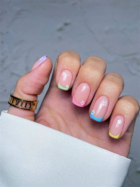 Pastel tip nails: 10 ideas to inspire you this spring | HELLO!