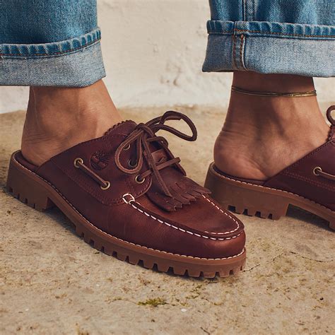 Noreen Mule Shoe for Women in Burgundy