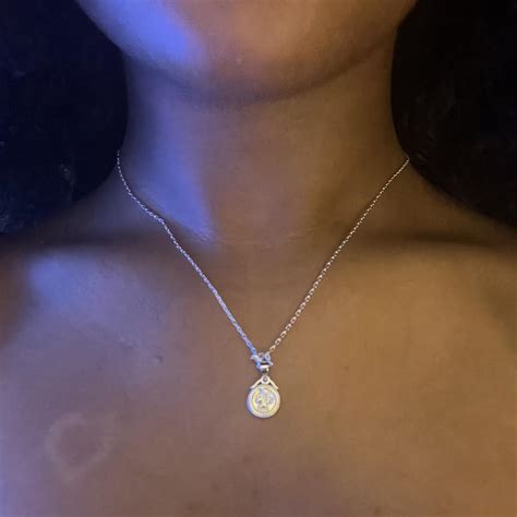 Silver evry jewels necklace Worn once - Depop