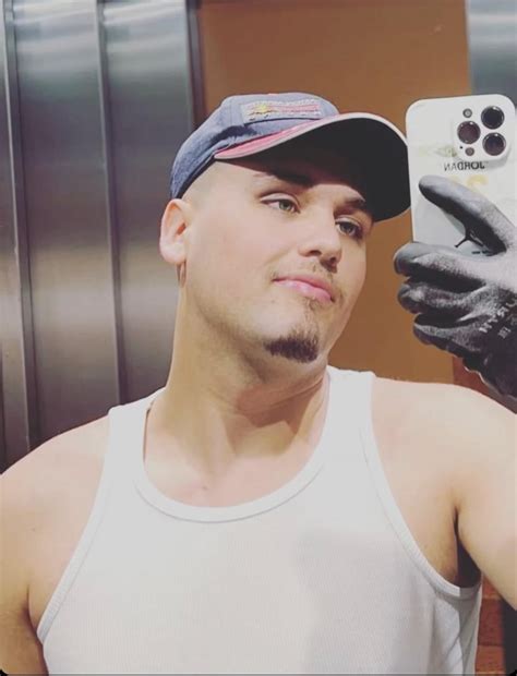 How attractive am I from 1-10 : r/malegrooming