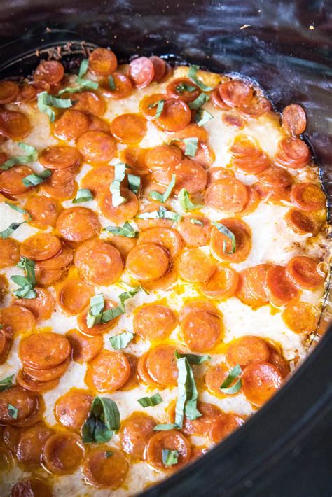 Crock Pot Pizza Dip