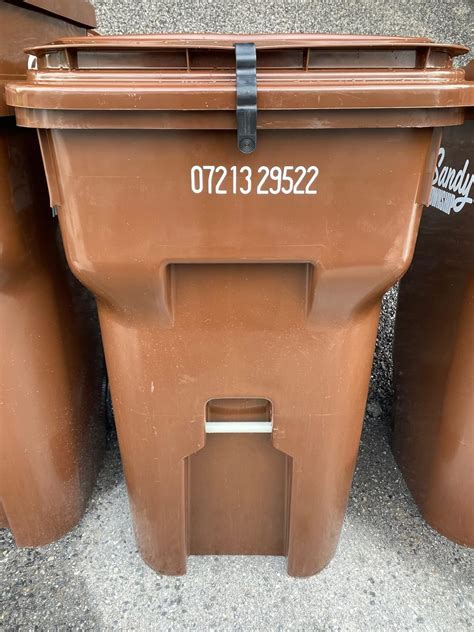 How To Replace Garbage Can Lid at Charlie Ortega blog