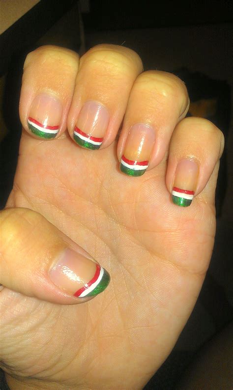 mexican flag cinco de mayo nail art | Mexican nails, Flag nails ...