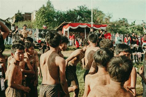 Young+Firm+Bare+Breast+And+Hard+Nipples Photos, Download The BEST Free Young+Firm+Bare+Breast ...