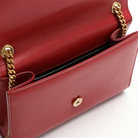 Yves Saint Laurent Crossbody Bag in Red Grained Leather | EBTH